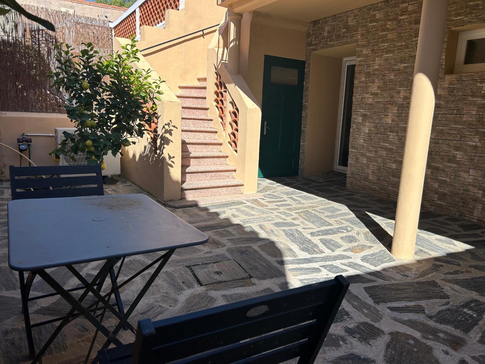Hébergement de vacances Maison Renovee T3 Avec Balcon Et Climatisation Au Coeur De - Fr-1-309-457 *